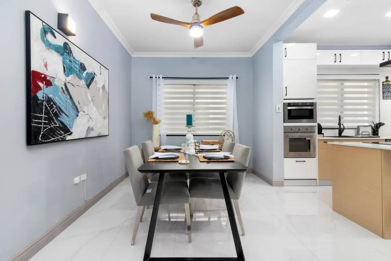 Coastal Escape In Riviera Tower Isle Beach Neaby St Mary